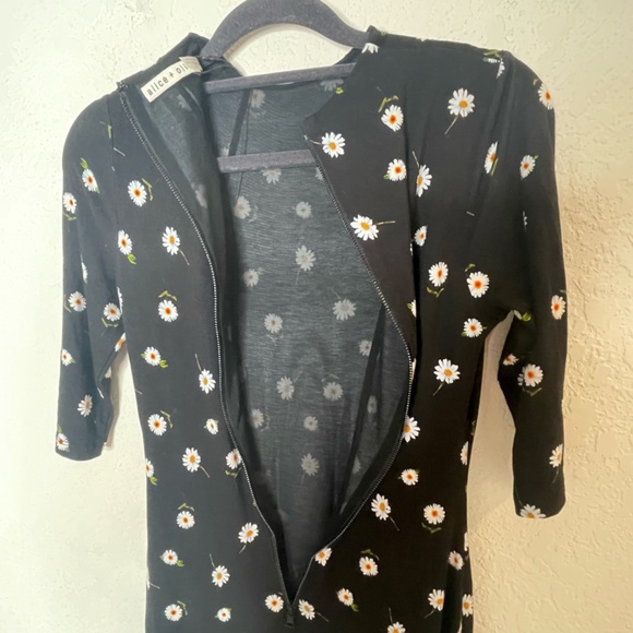 Alice+Olivia NWT Tossed Daisy Midi Dress Size 0 3/4 sleeve Black Mesh Lined - Picture 4 of 16